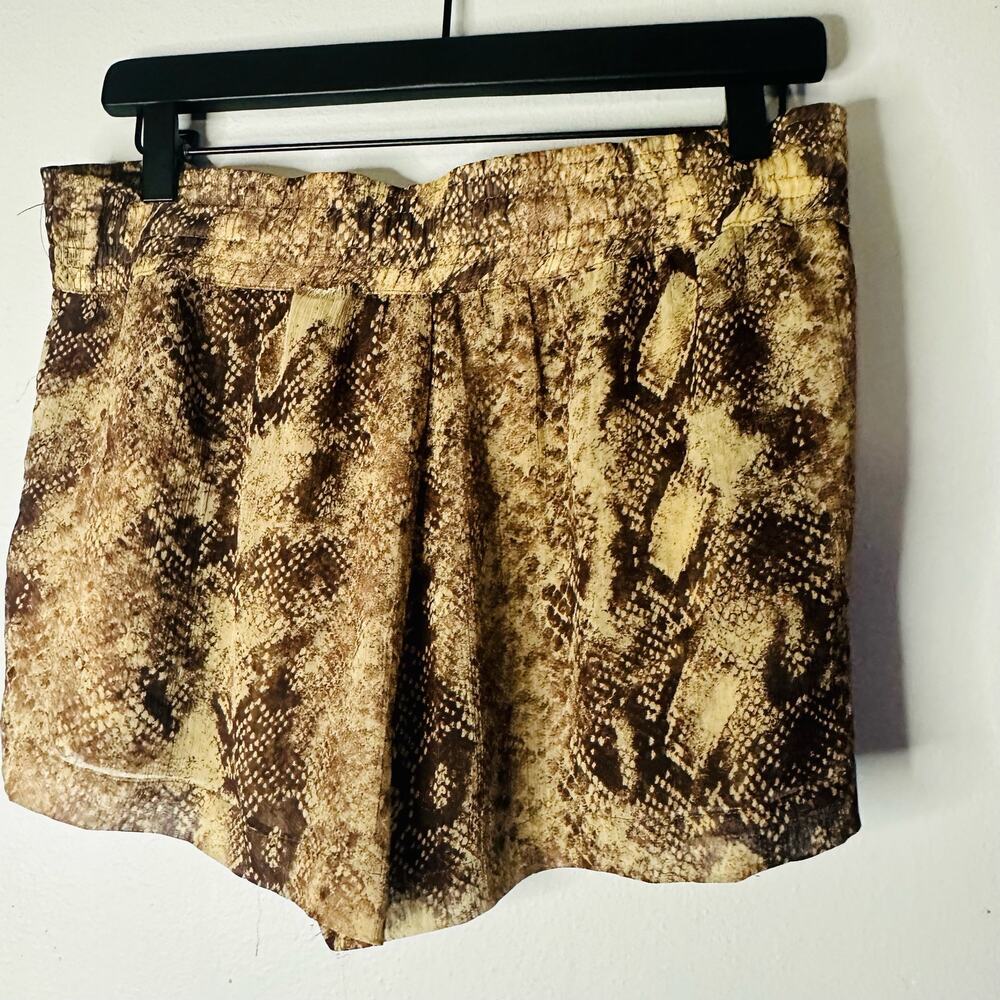 ENZA COSTA Snakeskin Tan Brown Printed Boho Loose Fit Shorts Size Small - Picture 7 of 8